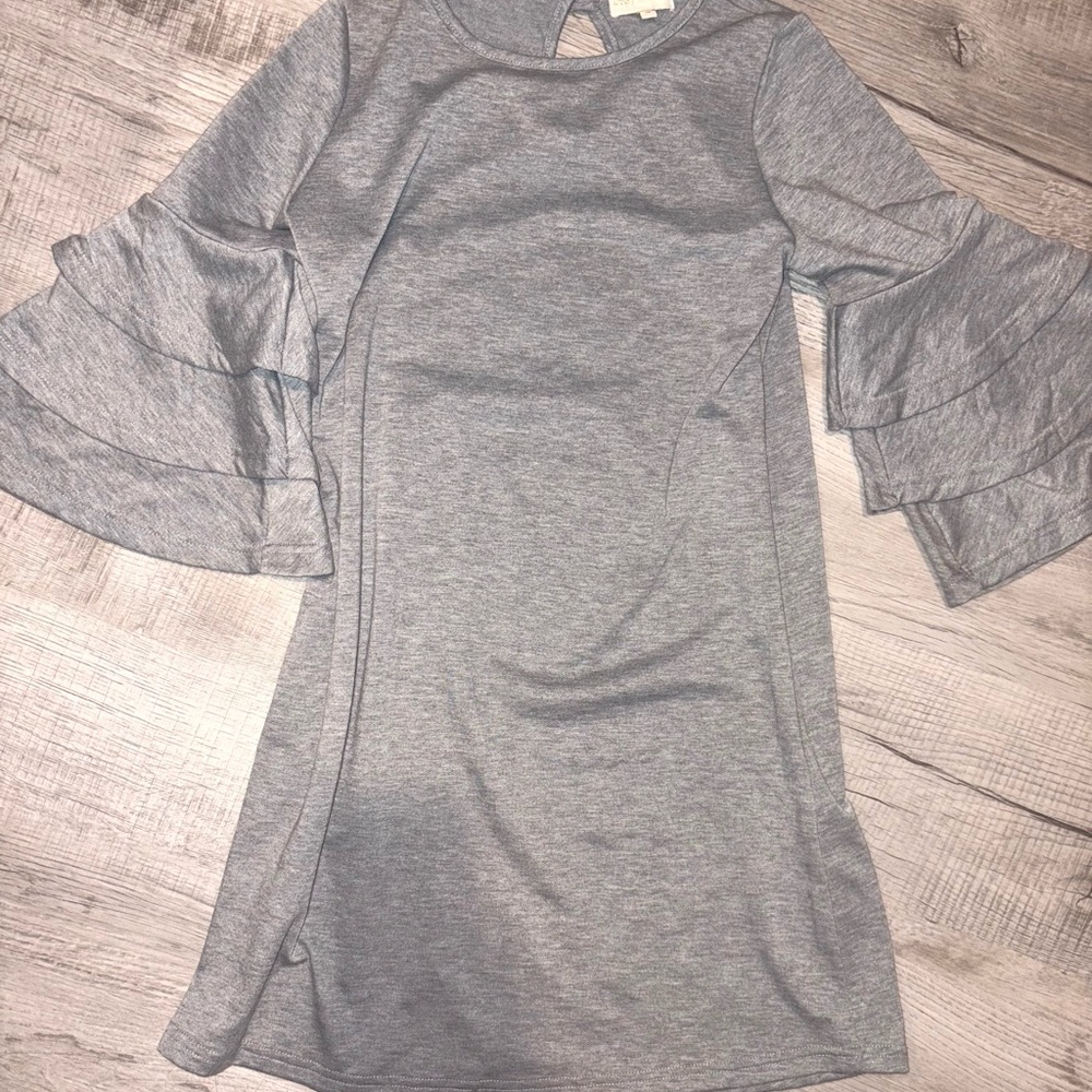 Women’s Gray Tiered Bell Sleeve Dress